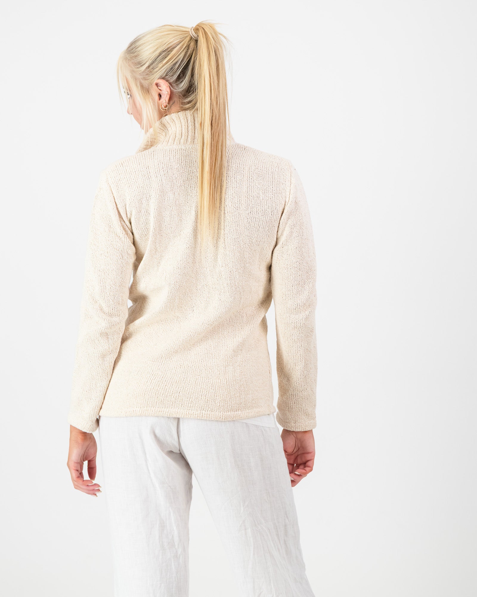 The Womens Coastal Quarter-Zip Pullover Cream