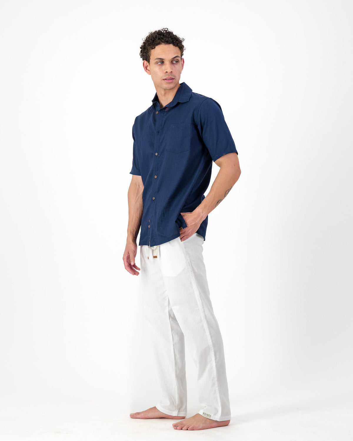 Koikoi Regular Fit Trousers - Solid White TruScore & Quality Report
